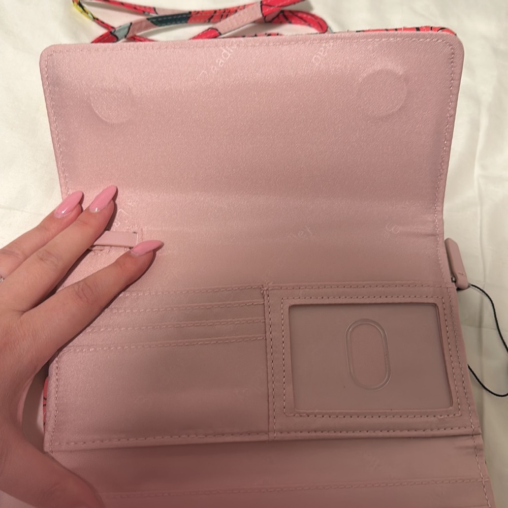 🆕 Vera Bradley Wallet with detachable crossbody strap - Picture 4 of 6
